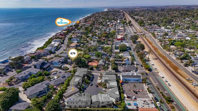 674 Calypso Pl, Encinitas CA: https://media.crmls.org/mediaz/b2d66841-a24a-4f2d-b0e5-7cb9d50b0066.jpg
