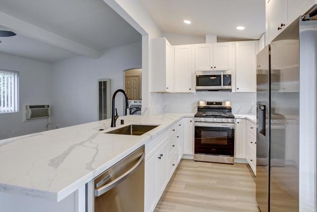 333 Lansing Circle, Escondido CA: https://media.crmls.org/mediaz/b2d6f952-08b9-4351-854d-6f733ee472f0.jpg