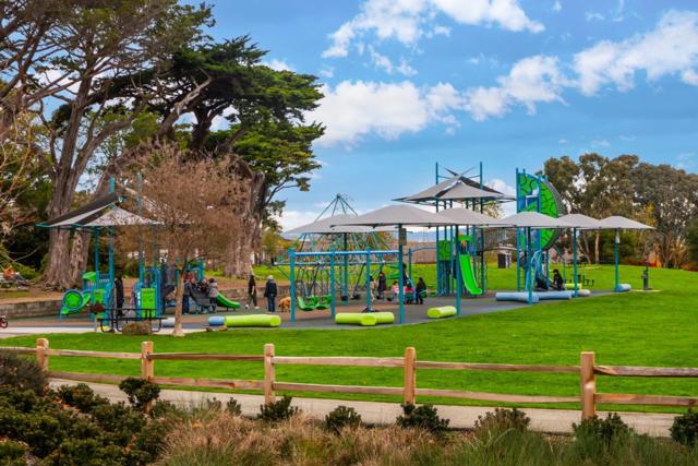 15 Mullins Court, Millbrae CA: https://media.crmls.org/mediaz/b2d8067b-f90e-4c2e-b7e1-73a84c5eda27.jpg