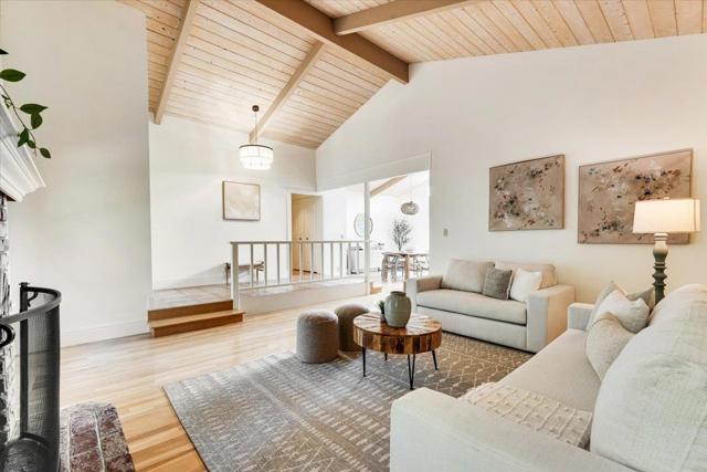 455 Calle Del Sol, Aptos CA: https://media.crmls.org/mediaz/b2da8c34-afe7-4d7c-a932-07e5a9747f66.jpg