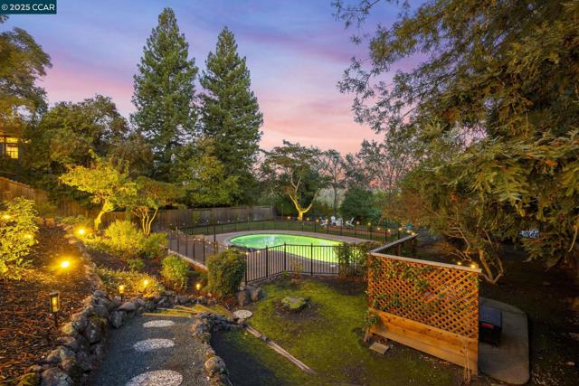 110 Twin Peaks Drive, Walnut Creek CA: https://media.crmls.org/mediaz/b2dc8a7e-24bd-4a10-a157-2eb738e3348b.jpg