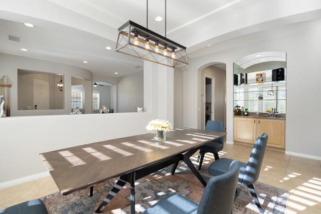 68 Via Del Pienza, Rancho Mirage CA: https://media.crmls.org/mediaz/b2dcc2eb-adff-42cb-a01c-040d66ea1379.jpg