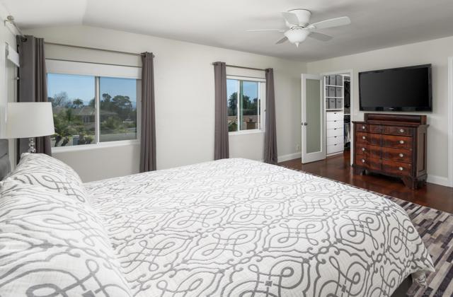 675 Silvergate Ave, San Diego CA: https://media.crmls.org/mediaz/b2dd9cbd-e759-4387-a4b8-c9953e992d30.jpg