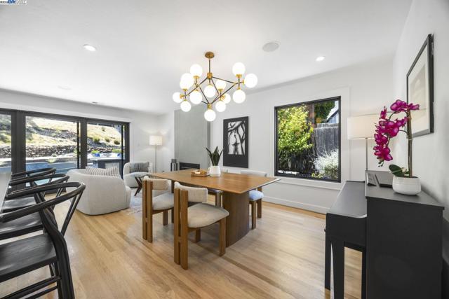 4149 Moselle Ct, Pleasanton CA: https://media.crmls.org/mediaz/b2e013a3-4f72-4a1a-a988-8b9458f71950.jpg