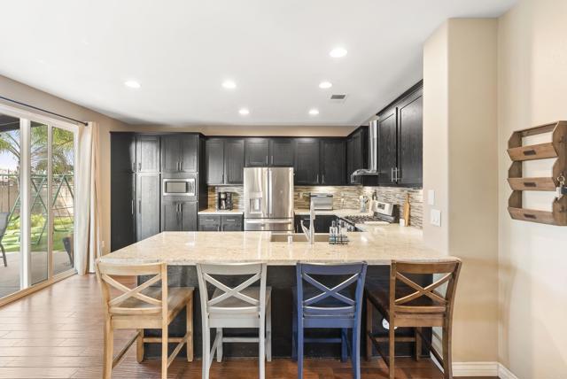 Detail Gallery Image 7 of 40 For 1266 Morgan Hill Dr, Chula Vista,  CA 91913 - 4 Beds | 2/1 Baths