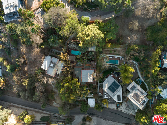 400 W Avenue 42 Avenue, Los Angeles CA: https://media.crmls.org/mediaz/b2e13d2e-2278-4b2a-af95-63dbdd35803d.jpg