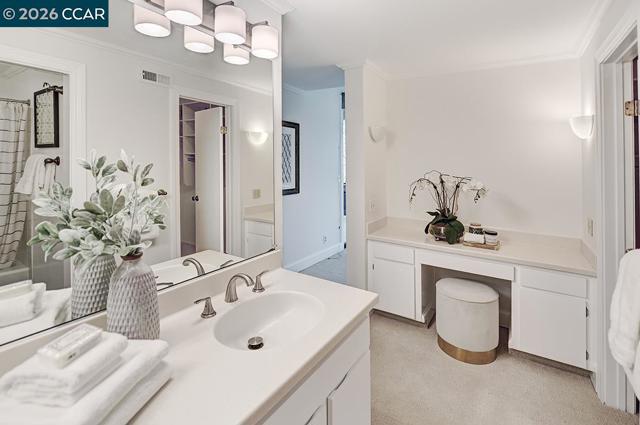 Image 33 of 60 For 3711 Terra Granada Dr  3b