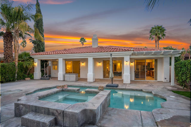 40747 Palm Court, Palm Desert CA: https://media.crmls.org/mediaz/b2e29fed-2a26-43d8-baa6-83e8b4e52597.jpg