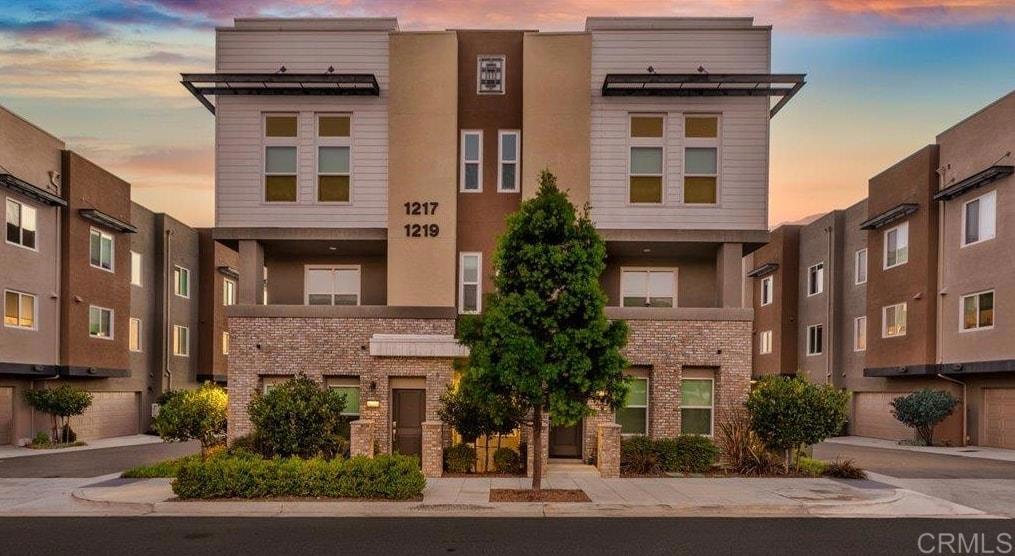 1213 Baker Street - photo 3