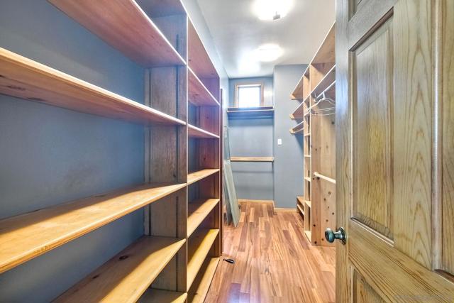 2511 Via Rancheros, Fallbrook CA: https://media.crmls.org/mediaz/b2e3899d-36b5-4a10-9ef3-c52f7e35de17.jpg