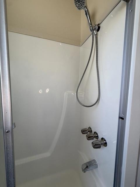 Primary Tub & Shower