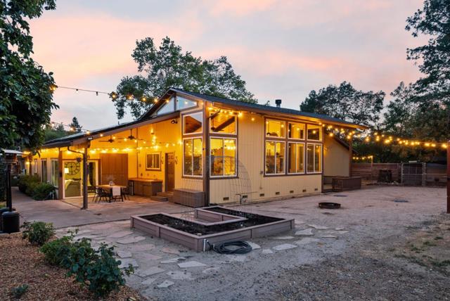 9430 Burchell Road, Gilroy CA: https://media.crmls.org/mediaz/b2e527ae-70b4-4705-bf04-7100a08e2b7a.jpg