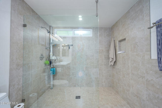 1841 Fallview Road, Westlake Village CA: https://media.crmls.org/mediaz/b2e7505c-6806-4839-a29b-bf9280777cb4.jpg