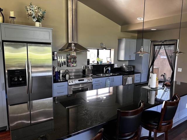 Detail Gallery Image 5 of 30 For 32688 Taspa Ct, Pauma Valley,  CA 92061 - 3 Beds | 3 Baths