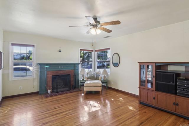 Detail Gallery Image 7 of 29 For 7518 Sturgess Ave, La Mesa,  CA 91941 - 2 Beds | 1 Baths