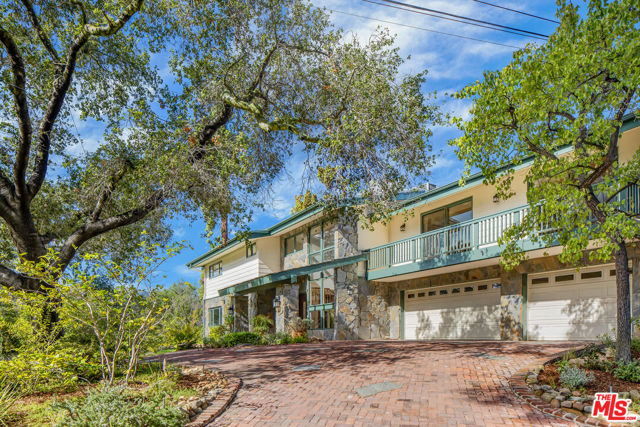 21119 Entrada Road photo 1