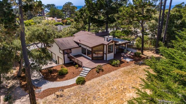 3033 Stevenson Drive, Pebble Beach CA: https://media.crmls.org/mediaz/b2e8dc19-77dd-4c1a-97ab-8c1ab608cef4.jpg