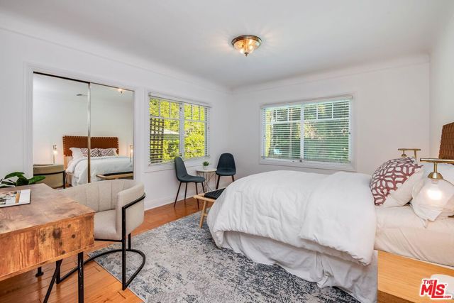 4538 Lemp Avenue, Studio City CA: https://media.crmls.org/mediaz/b2ea080e-8ad2-4d6e-9991-8fef1ac87ece.jpg