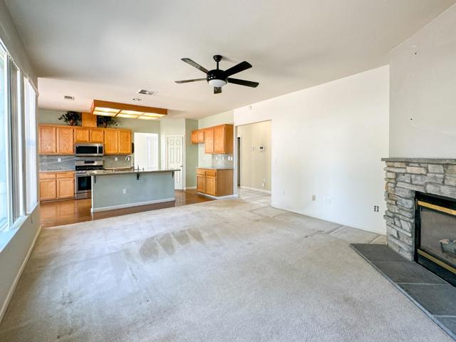 4305 Calsite Court, Antioch CA: https://media.crmls.org/mediaz/b2eaa935-b9f6-4d94-875a-46c94c9bec67.jpg