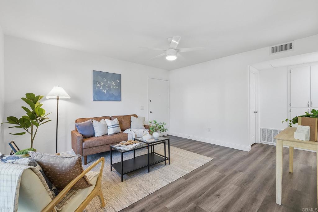 1811 Grand - photo 3