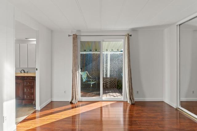 19 Dolphin Court, Half Moon Bay CA: https://media.crmls.org/mediaz/b2ecc2cb-a339-41b1-9fd4-5015fbe4a60c.jpg