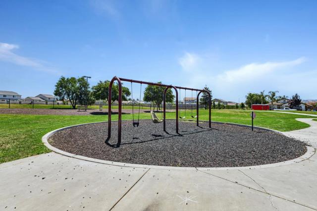 2711 Valley View Road, Hollister CA: https://media.crmls.org/mediaz/b2f095e2-422a-4315-85ca-130eb494cfa8.jpg