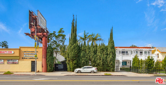 1857 Crenshaw Blvd, Los Angeles, CA 90019