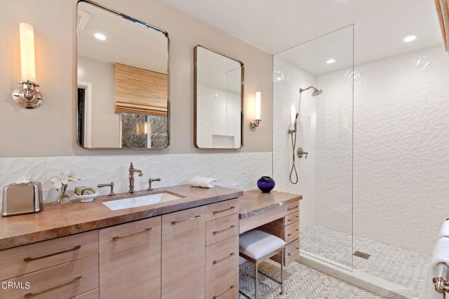 21-web-or-mls-21 - Primary Bathroom