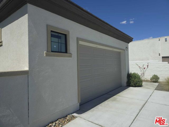 Image 22 of 1 For 49901 Crescent
