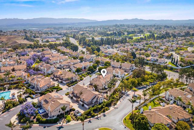 4625 Los Alamos Way, Oceanside CA: https://media.crmls.org/mediaz/b2f1ada7-c2b1-471b-9adc-7dbbd1cf8700.jpg