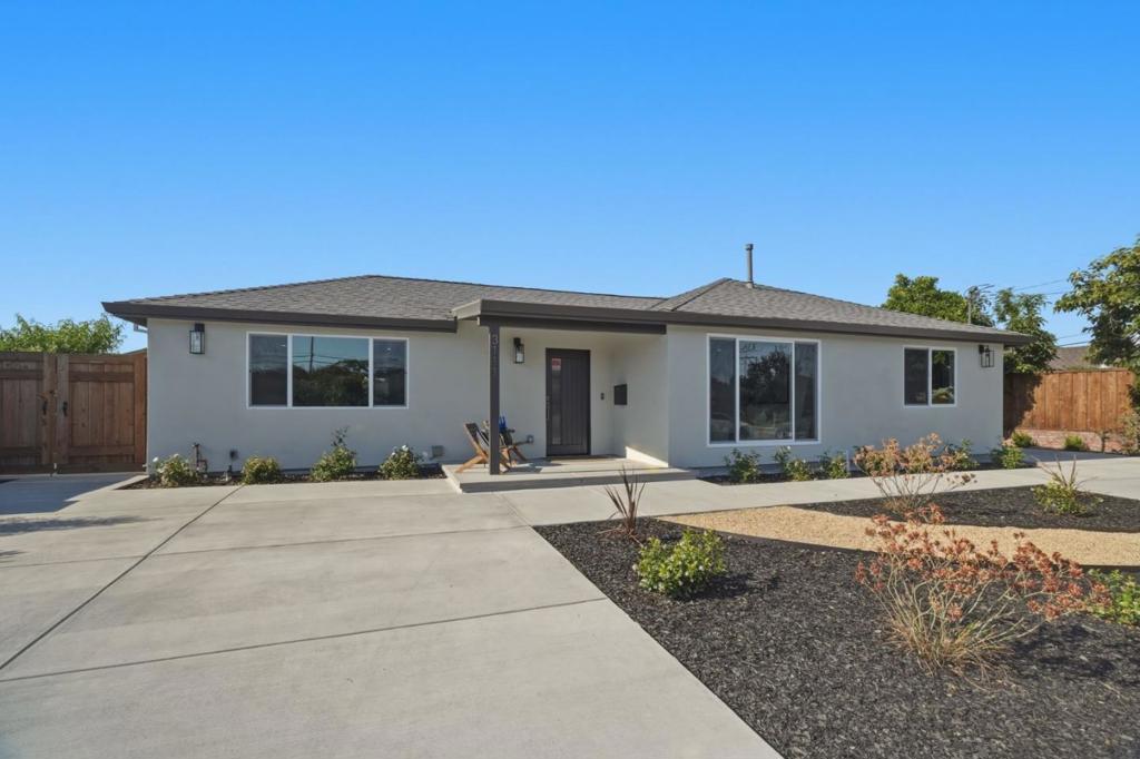 3111 Humbolt Avenue