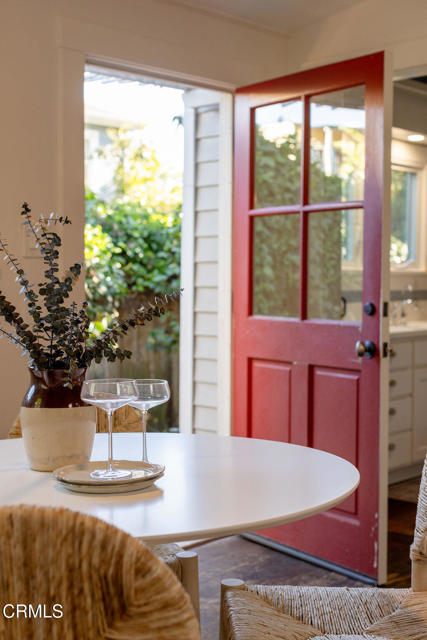 Detail Gallery Image 12 of 20 For 712 Castillo St, Santa Barbara,  CA 93101 - 1 Beds | 1 Baths