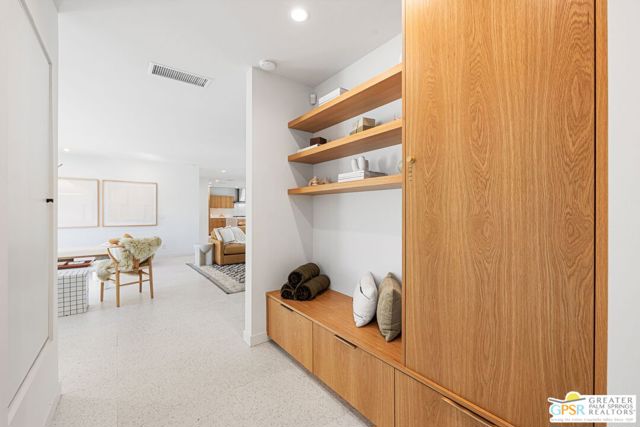 1100 E Marion Way, Palm Springs, CA 92264