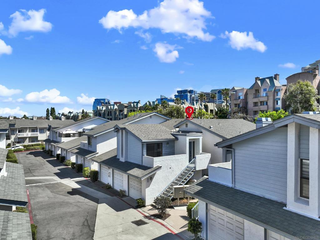 8878 Regents Road - photo 11