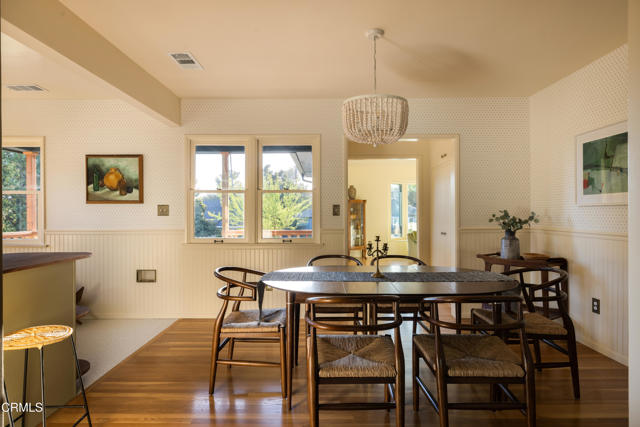 5452 Mt. Helena Avenue, Los Angeles CA: https://media.crmls.org/mediaz/b2f42902-a34f-4e27-b177-f686f0eca130.jpg