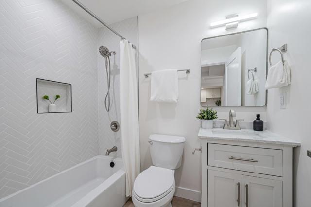 452 Irvington Street, Daly City CA: https://media.crmls.org/mediaz/b2f500a6-2a06-4611-93d3-356c1cd9252f.jpg