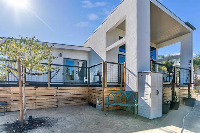 9226 Briercrest Dr, La Mesa CA: https://media.crmls.org/mediaz/b2f5174f-cc3a-4e51-b079-9d89720230c4.jpg