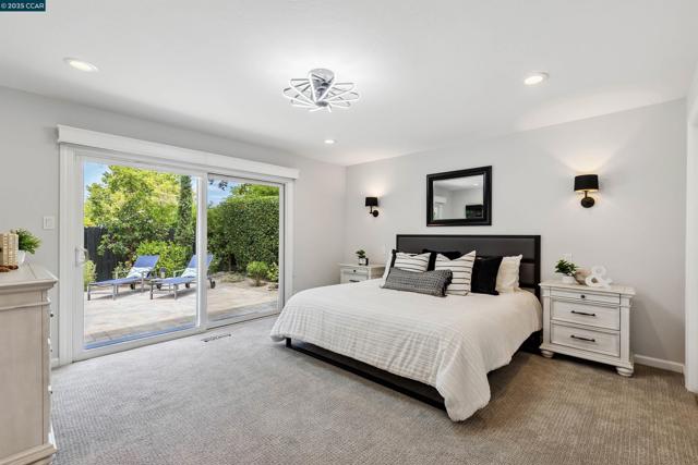 1838 Sunnyvale Ave, Walnut Creek CA: https://media.crmls.org/mediaz/b2f55764-2da1-402b-80a6-5b043a5c0288.jpg