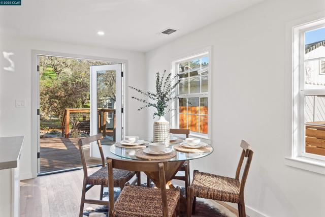 2188 1st Ave, Napa CA: https://media.crmls.org/mediaz/b2f5f0a5-29a9-4954-b05c-f65f835179c8.jpg