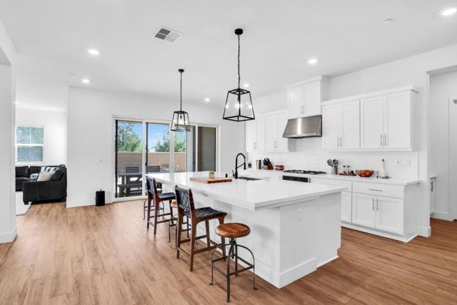 6326 Moser Way, Tracy CA: https://media.crmls.org/mediaz/b2f67ccc-ed3e-4cb4-9431-08ee8f76b488.jpg