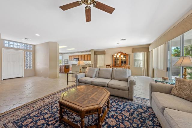 78607 Valley Vista Avenue, Palm Desert CA: https://media.crmls.org/mediaz/b2f6c38c-e313-4812-af1f-e3d14eb103b9.jpg