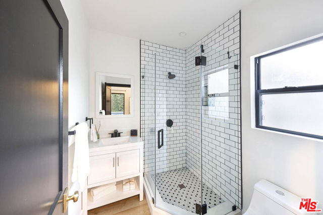 123 S Kilkea Drive, Los Angeles CA: https://media.crmls.org/mediaz/b2f77e57-a1bb-4a4c-8ffe-e595befe0ce7.jpg