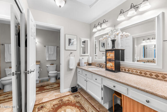5720 Skyview Way, Agoura Hills CA: https://media.crmls.org/mediaz/b2f7988b-ab80-4673-9b08-f6ed0986876a.jpg