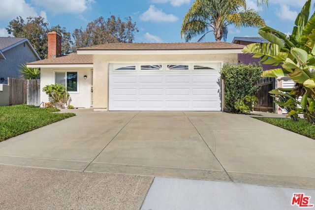23061 Via San Gabriel, Mission Viejo CA: https://media.crmls.org/mediaz/b2f9339b-8a27-48c3-aa54-ba7fcbc80231.jpg