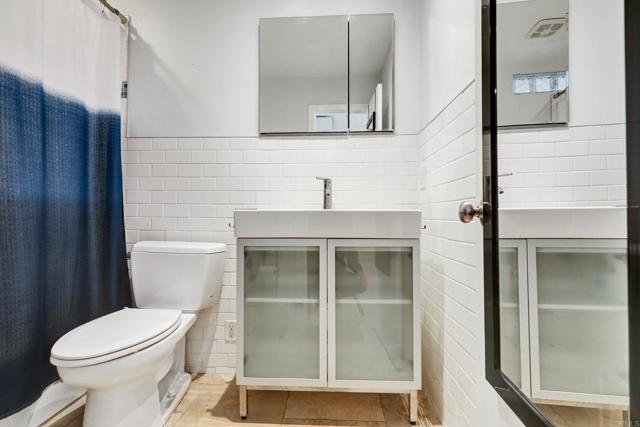 4615 Felton Street, San Diego CA: https://media.crmls.org/mediaz/b2f94b41-8809-4aca-b050-18dca6ad16b4.jpg