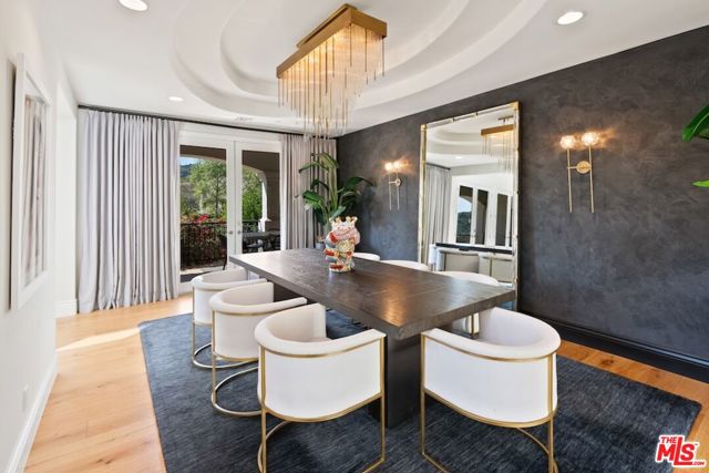 23593 Park South Street, Calabasas CA: https://media.crmls.org/mediaz/b2fb795a-6658-406b-8afc-5656c29cd9b9.jpg