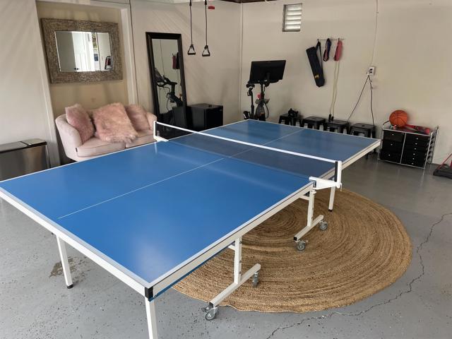 455 Glenncrest Dr, Solana Beach CA: https://media.crmls.org/mediaz/b2fb87f3-4c5d-4f8e-ac88-9037818cb549.jpg