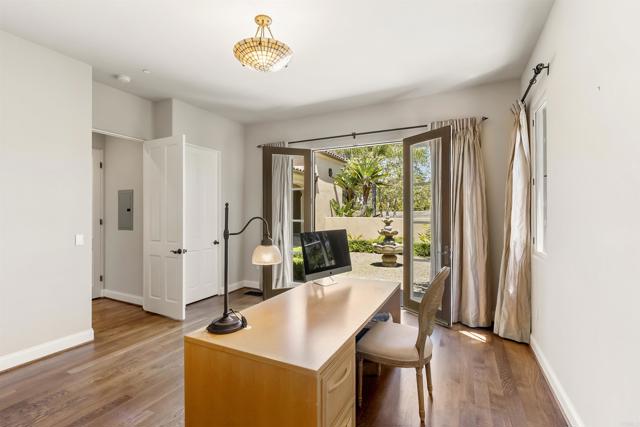 Detail Gallery Image 24 of 49 For 16733 Calle Hermosa, San Diego,  CA 92127 - 6 Beds | 6/1 Baths