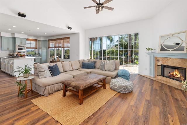 2034 Ridgecrest Place, Escondido CA: https://media.crmls.org/mediaz/b2fd1c95-affe-4faa-97b2-f3d77f3e4a9d.jpg