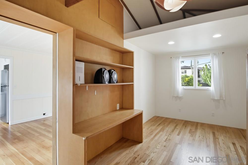 741 Arenas St - photo 15